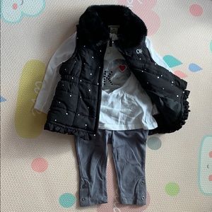 Calvin Klein infant matching outfit